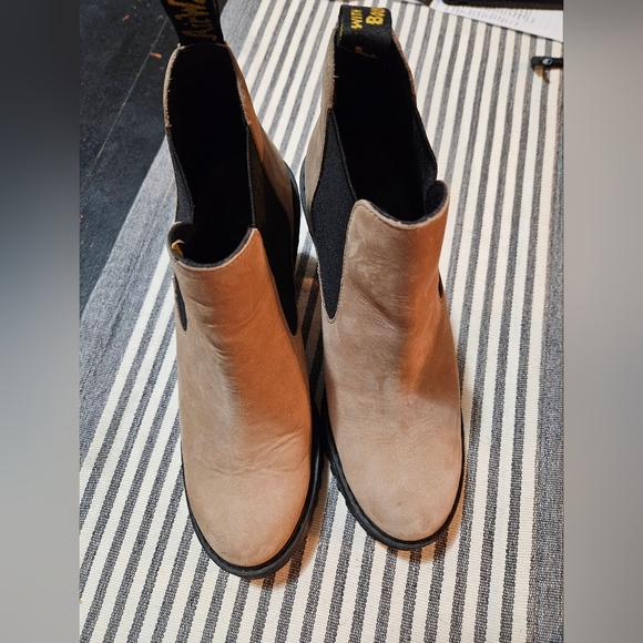 EUC Dr. Marten heel boots- 9 - Picture 4 of 13